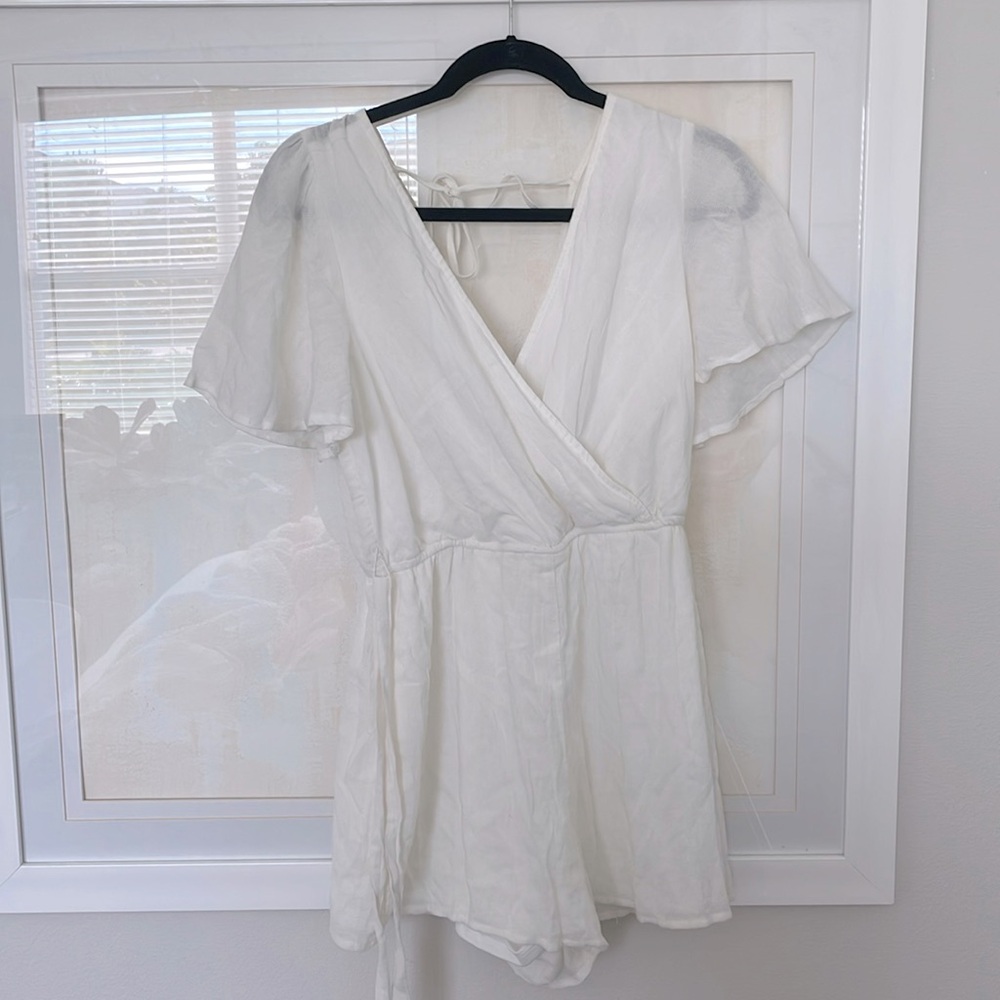 Trixxi cream romper -size M